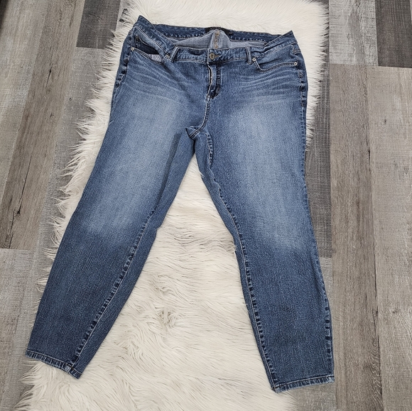 Torrid premuin  skinny jeans  size 20 XT - Picture 2 of 7